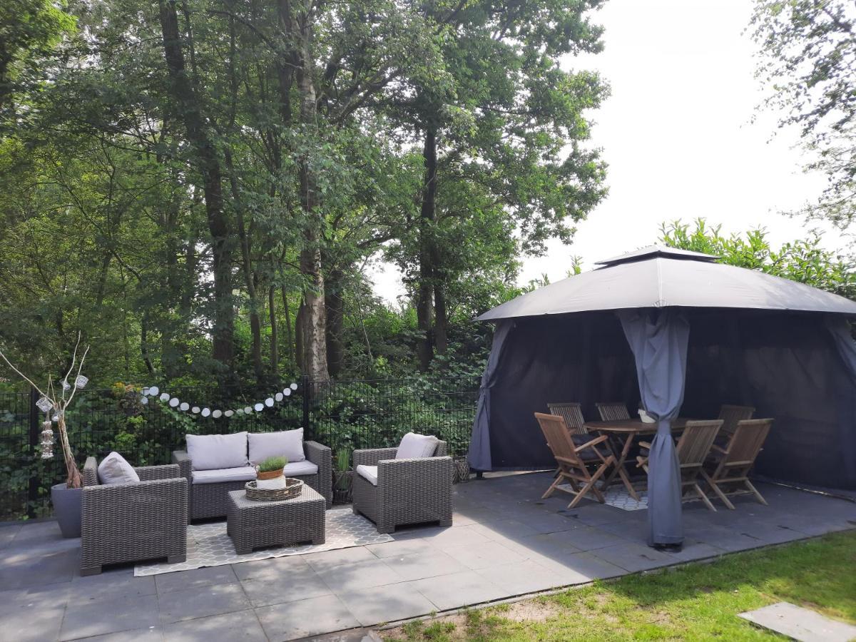 Vakantienoord, Chalet 6P With Veranda, Located In Friesland, 5 Stars Camping On The Lake Suameer 외부 사진